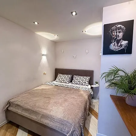 דירה Gambit Apartments